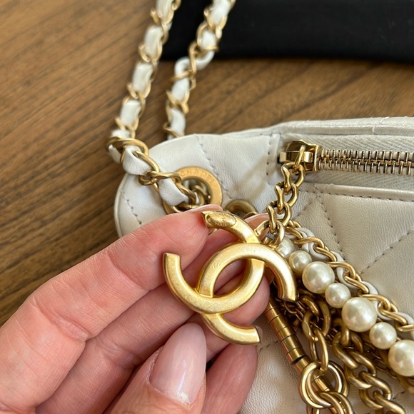 ⭐️RUNWAY⭐️CHANEL All About Chains Bum Bag Fanny Waist Belt Bag ✨Limited Edition✨ - Picture 5 of 17